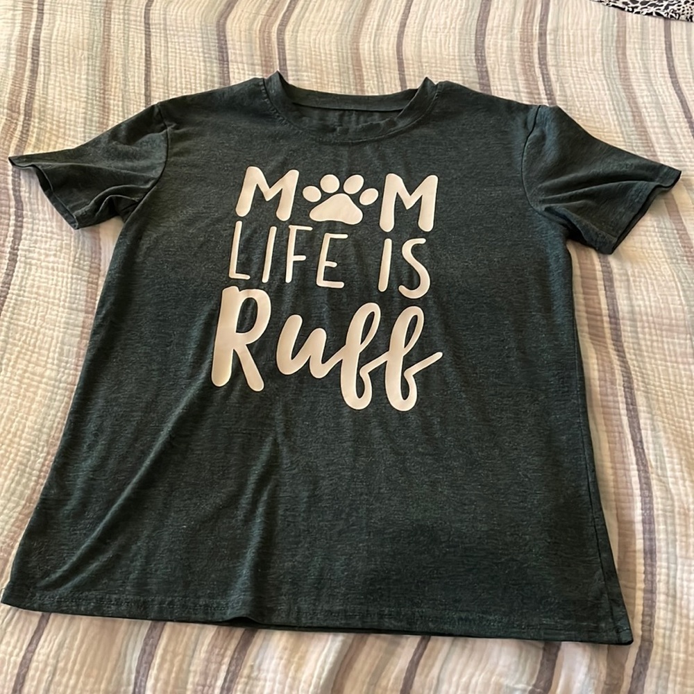 Dog Mom T-shirt